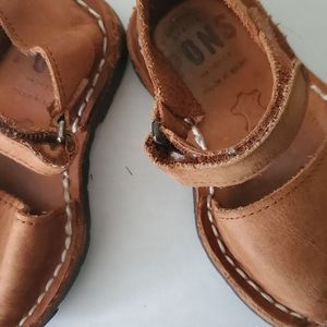 Toddler leather sandals